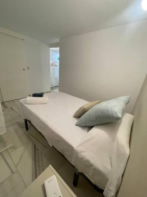 Arriaga Bajo- Precioso Duplex. Parking Gratuito Daire Madrid Dış mekan fotoğraf