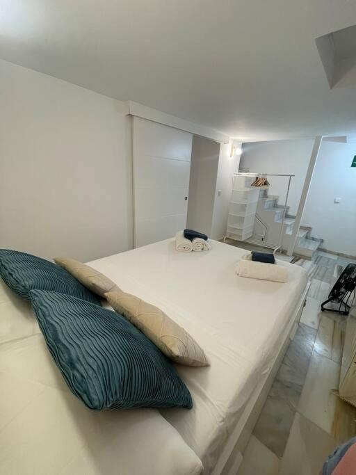 Arriaga Bajo- Precioso Duplex. Parking Gratuito Daire Madrid Dış mekan fotoğraf
